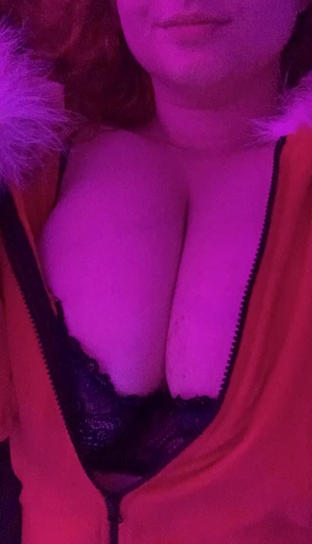 strawberrydreaming absolutely breathtakingly gorgeous tits