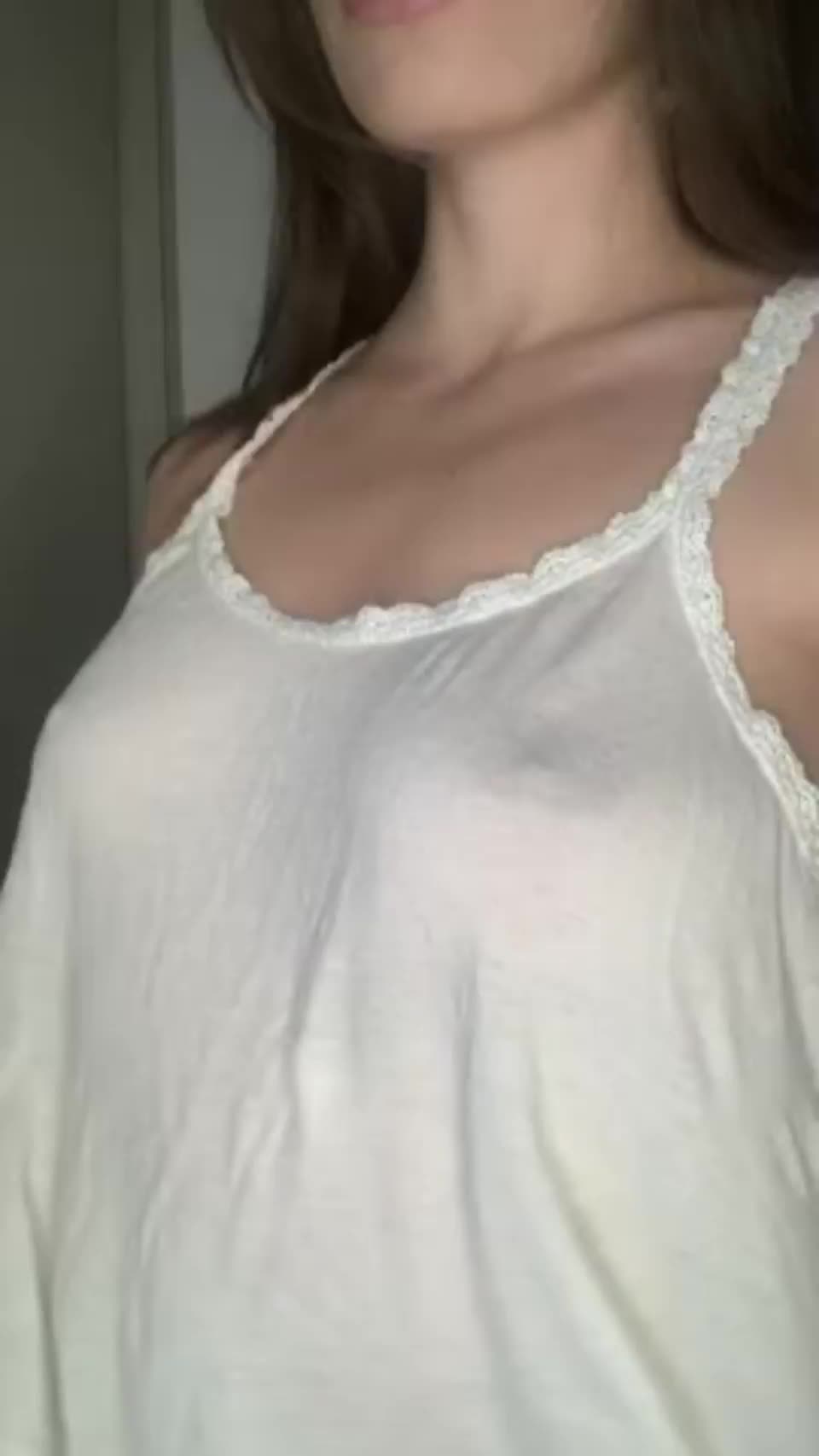 lizfermini cute morning tits reveal