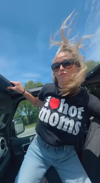 fake tits mommy carflash
