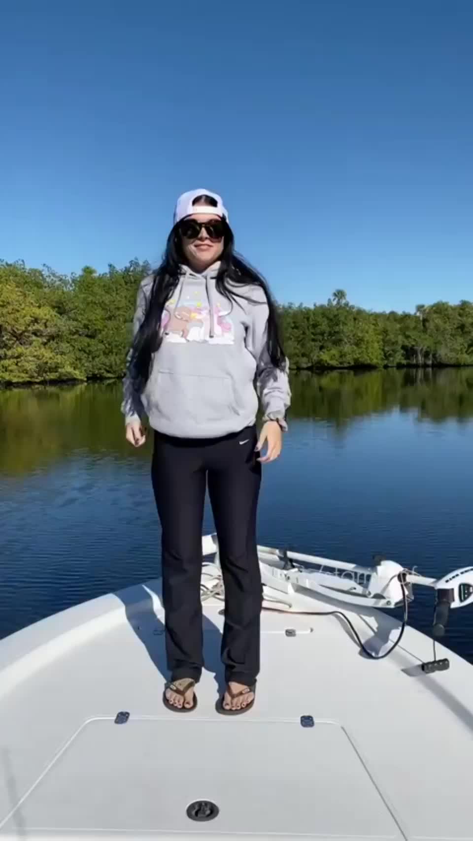 Flashing On The Boat Porn Video By Starrrleaf