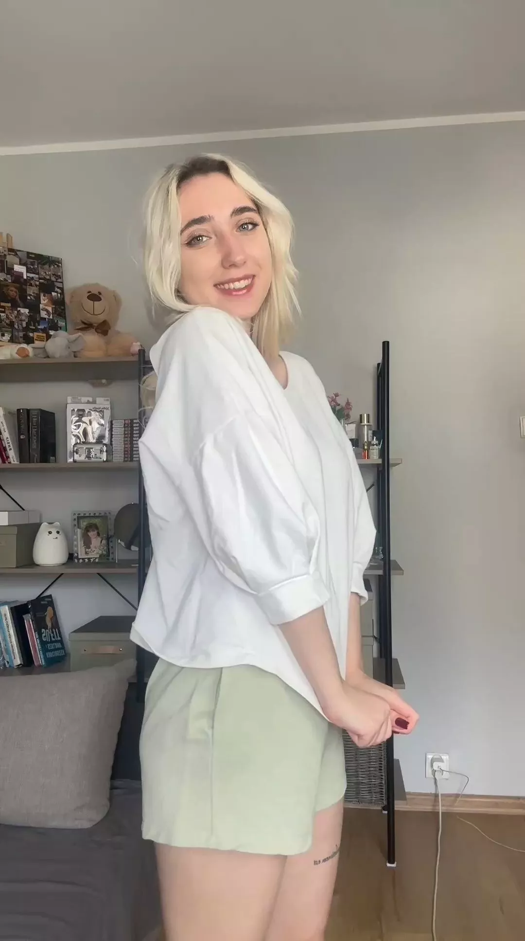 college slut on off