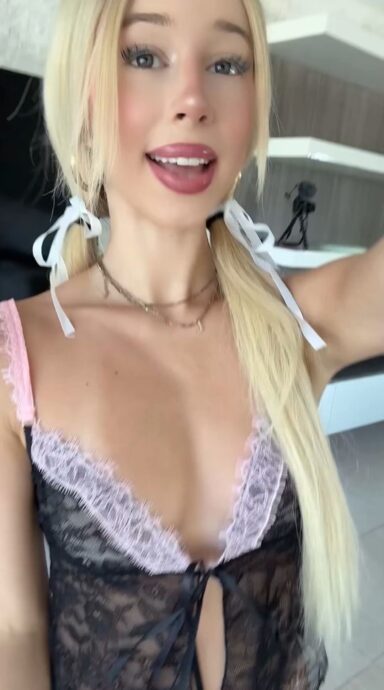 tiny breast candid girl
