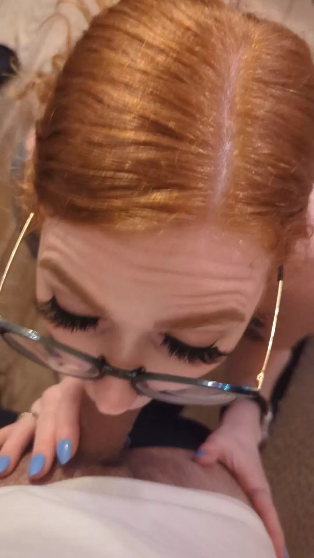 redhead wife love suck cock