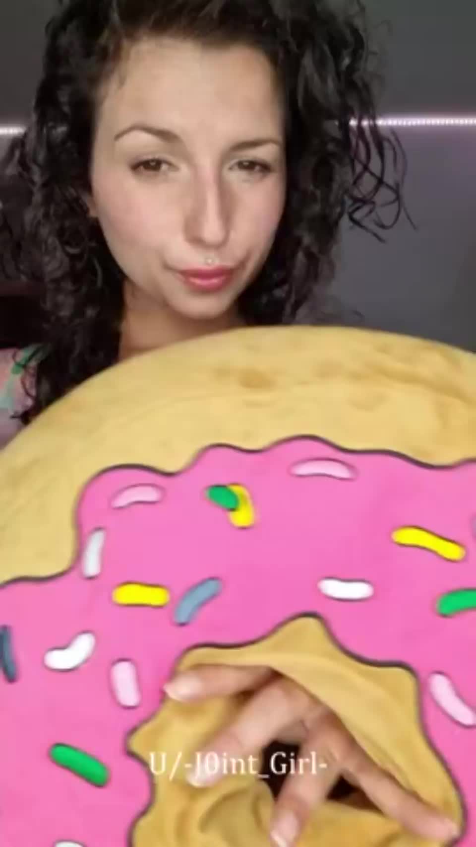 misschillabit big tasty donuts tits