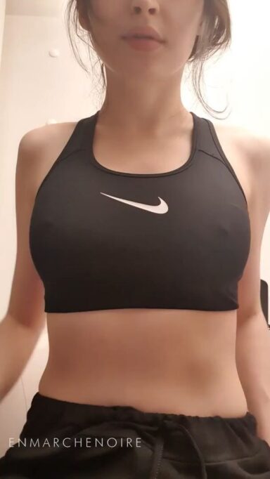 big natural tits drop