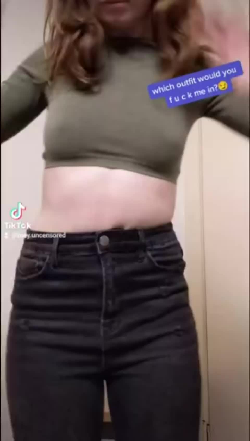 zoeyuncensored cute teen tease sexy outfit