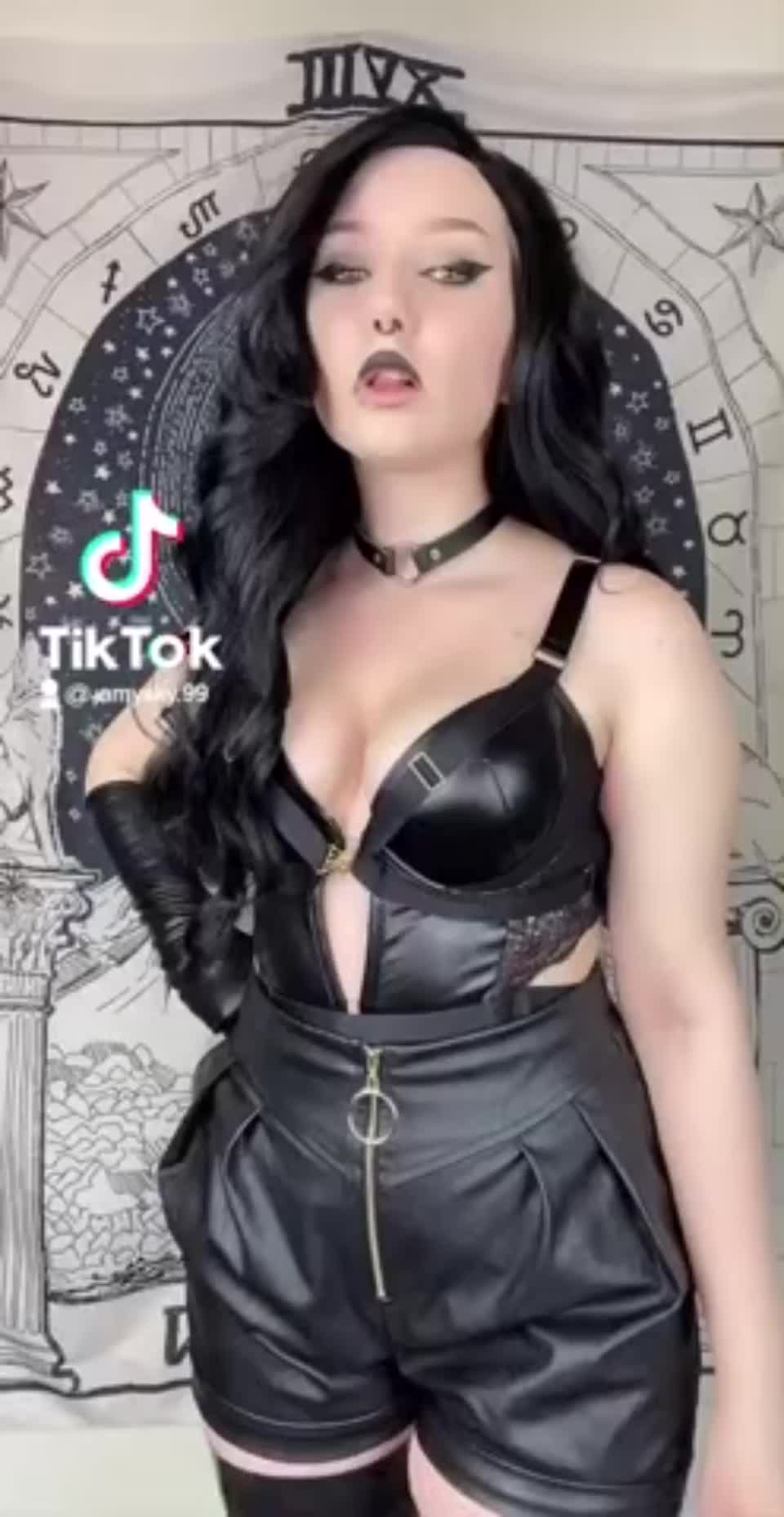 amysky99 teen goth slut