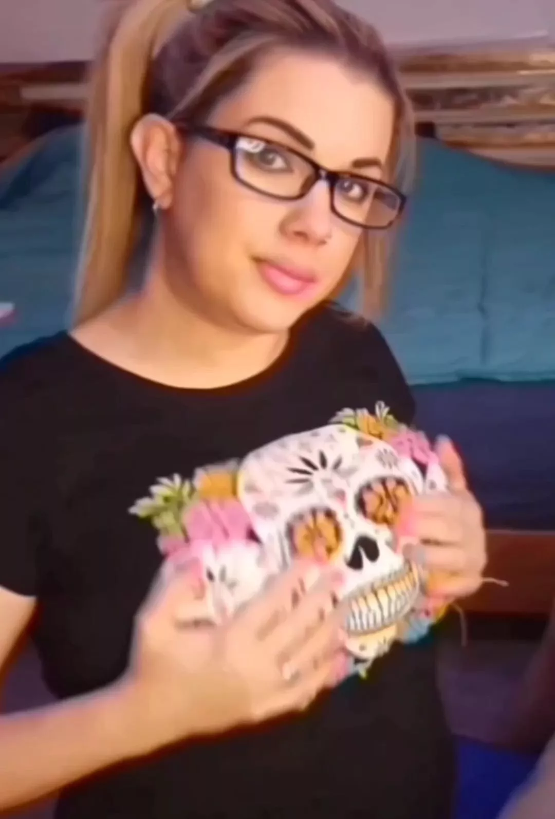huge fake tits reveal