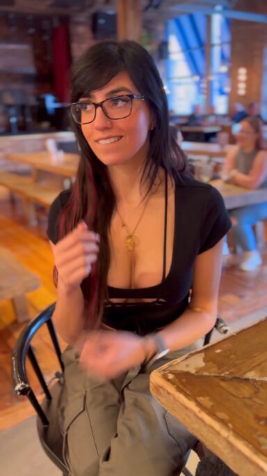 big boobs public flashing