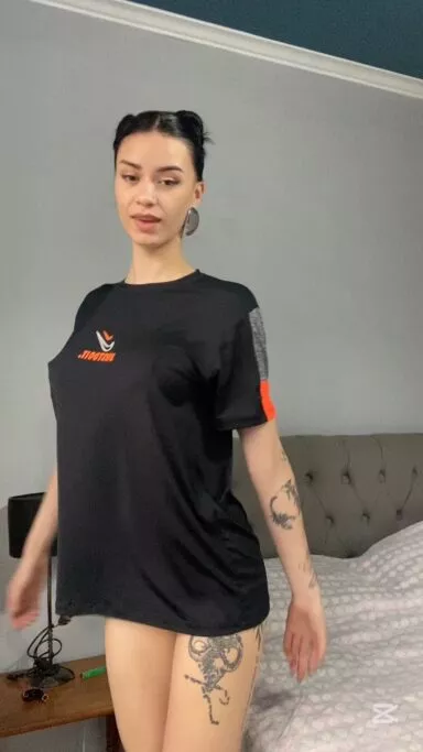 bimbo boobs latina teen