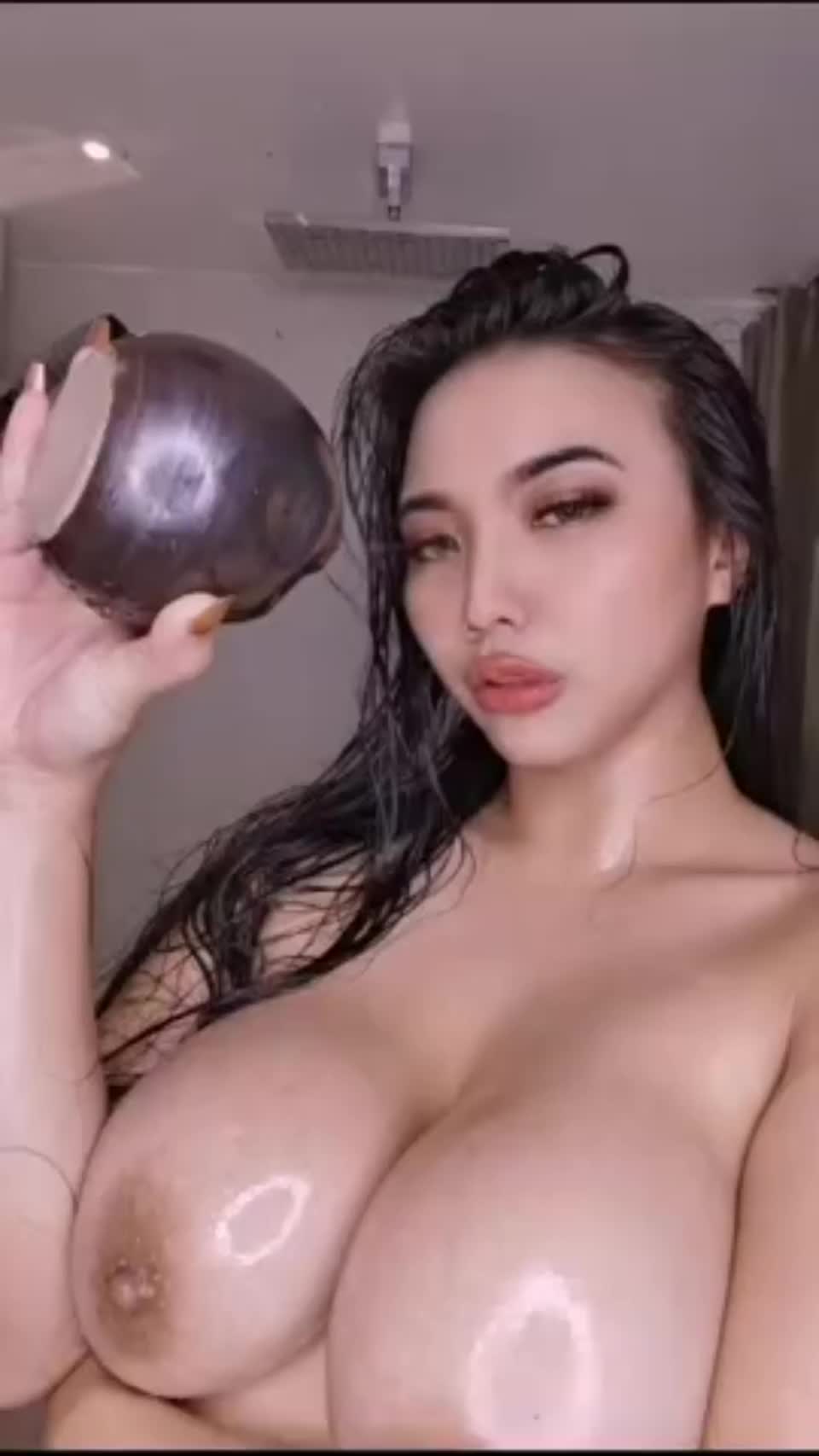 itsariabb huge lubed tits